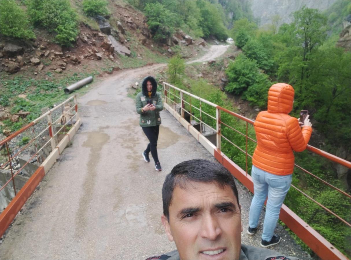 Zaur Guest Hause Hotel Xinaliq Bagian luar foto