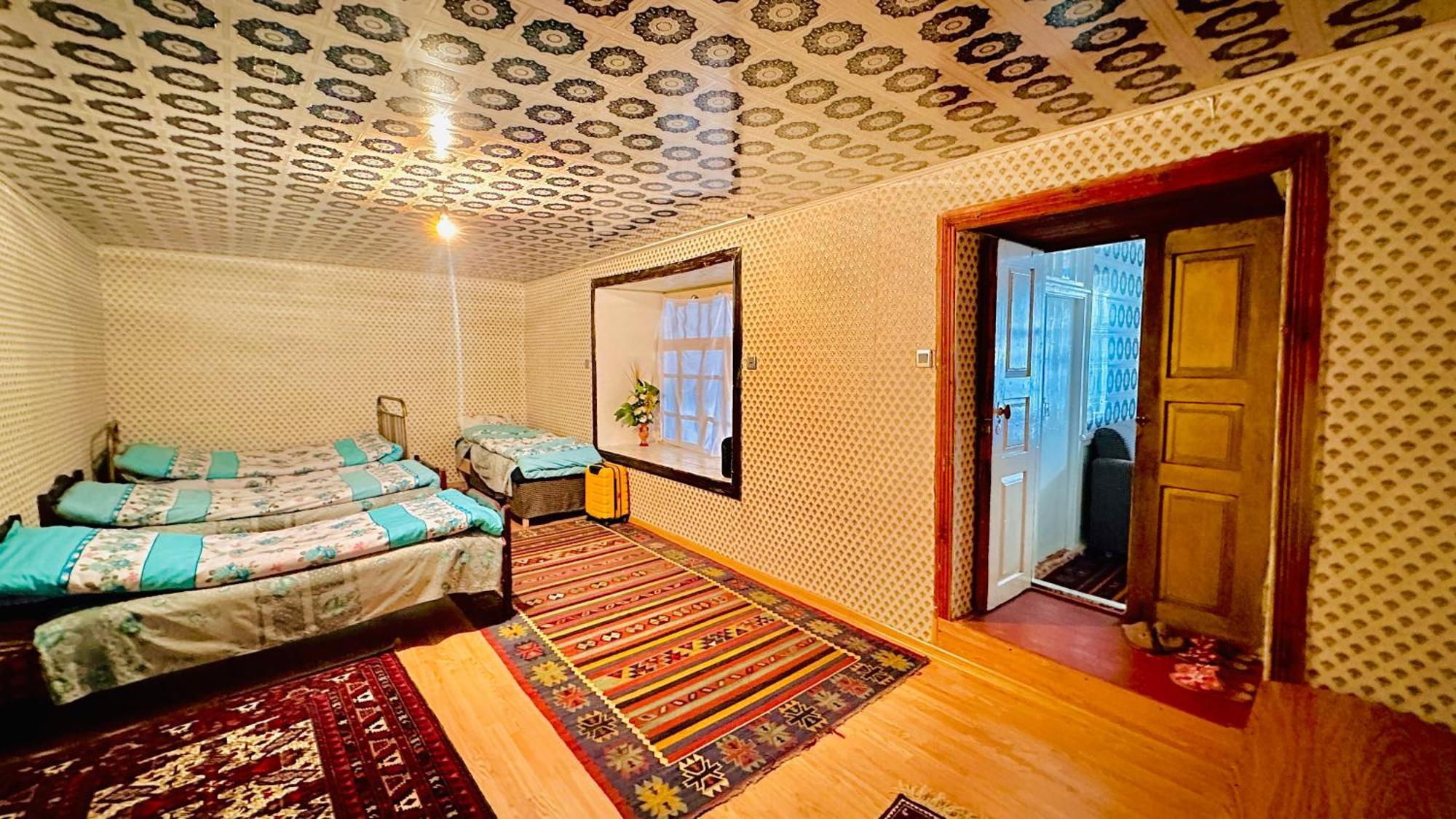 Zaur Guest Hause Hotel Xinaliq Bagian luar foto