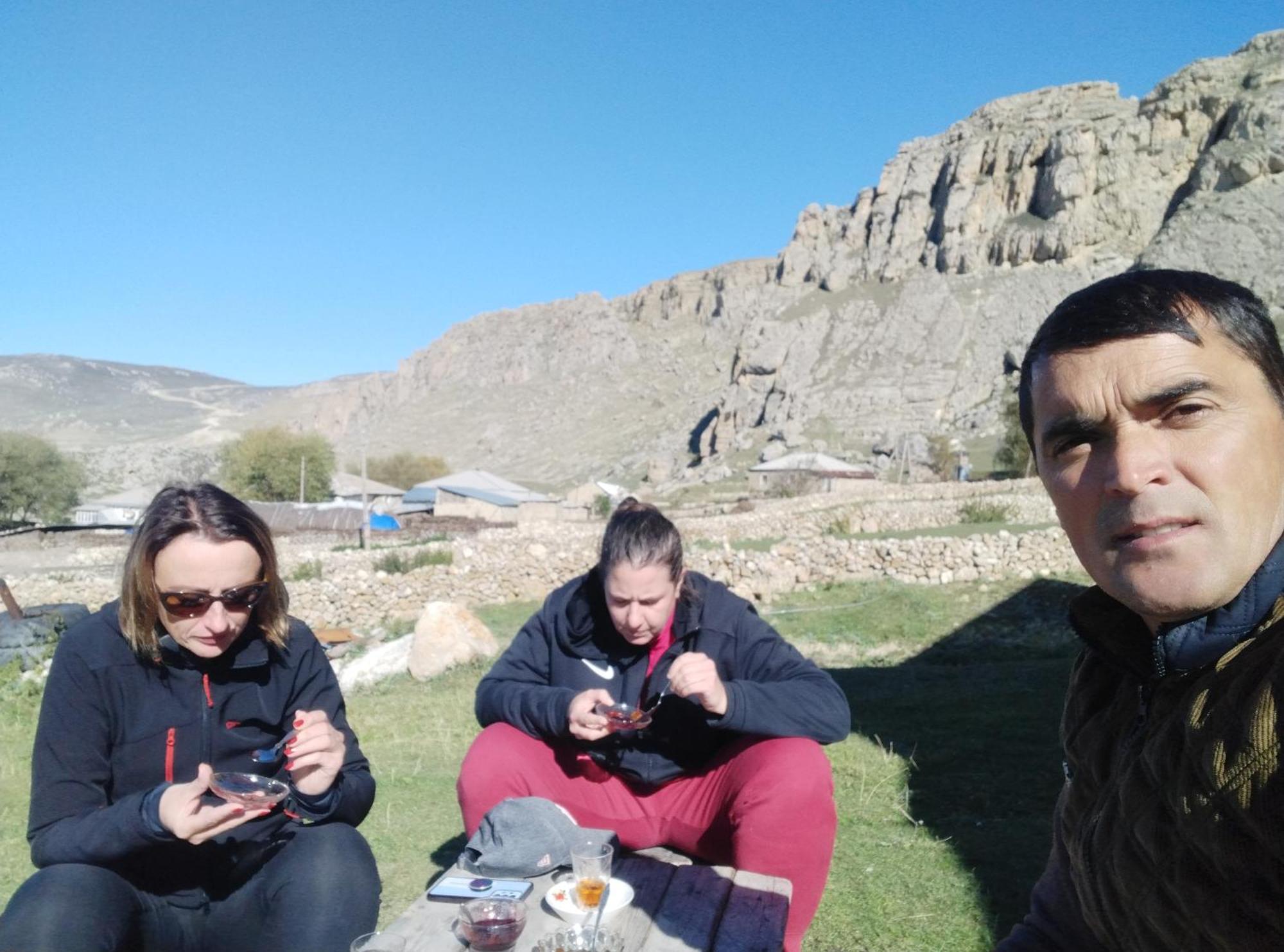 Zaur Guest Hause Hotel Xinaliq Bagian luar foto