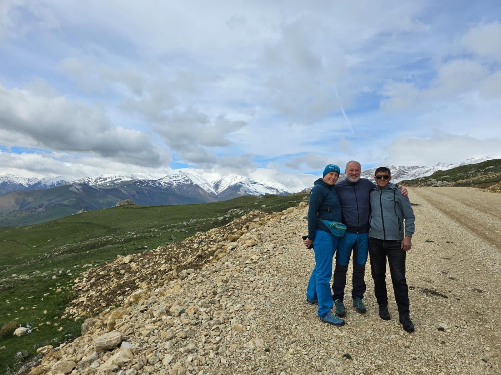 Zaur Guest Hause Hotel Xinaliq Bagian luar foto